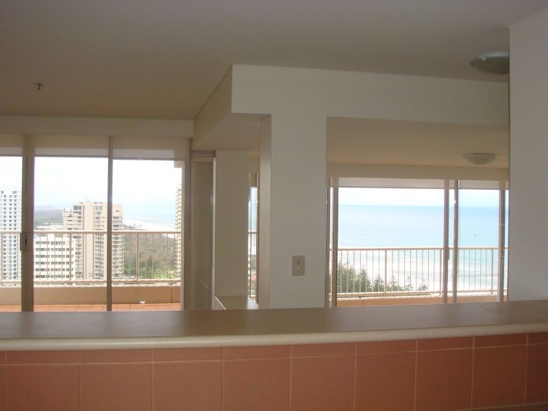 1 Peak Avenue, Main Beach QLD 4217