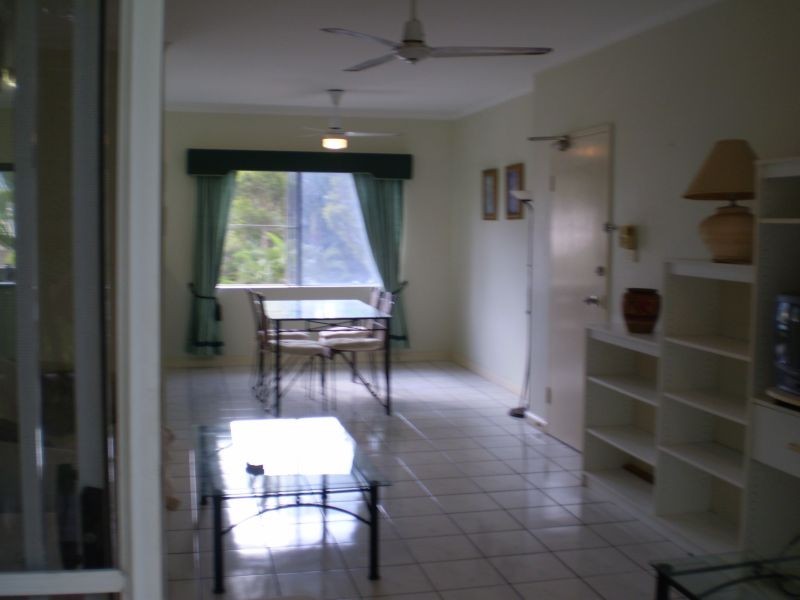 11, 203 Mayers Street, Cairns QLD 4870