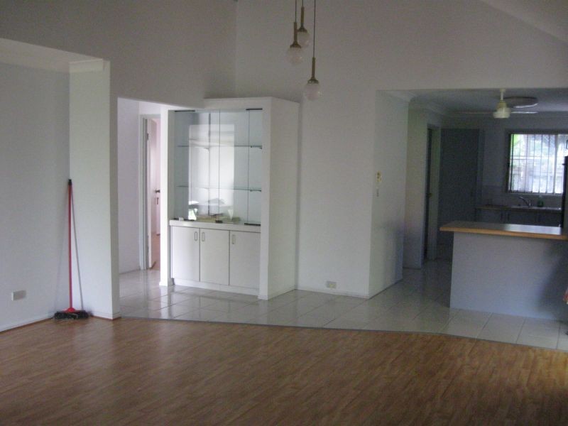 601 Pine Ridge Road, Biggera Waters QLD 4216