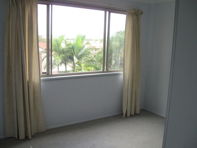 601 Pine Ridge Road, Biggera Waters QLD 4216