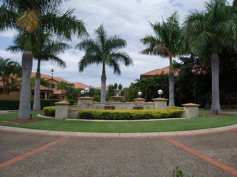 85 Palm Meadows Drive, Carrara QLD 4211