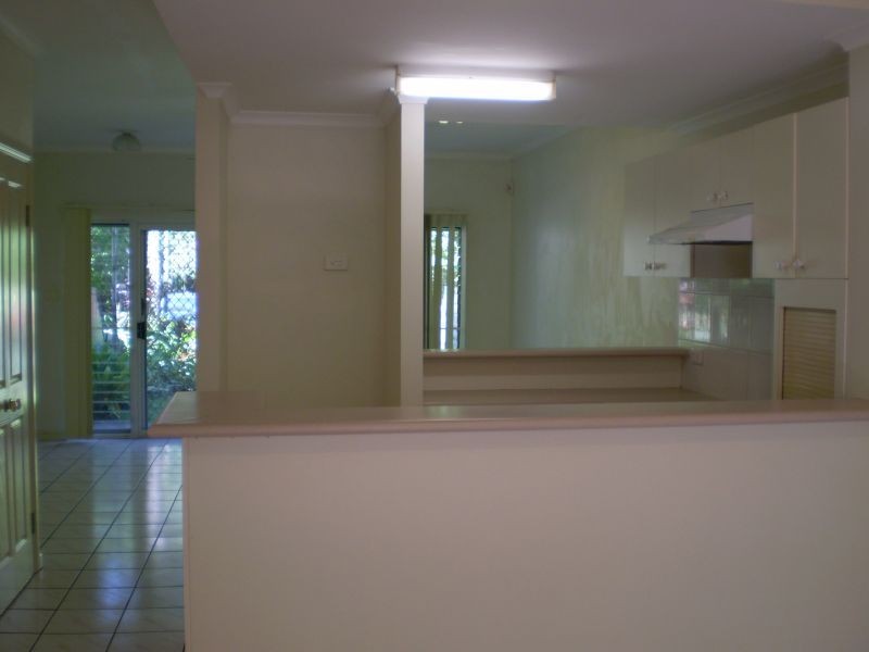 2, 203 Mayers Street, Cairns QLD 4870
