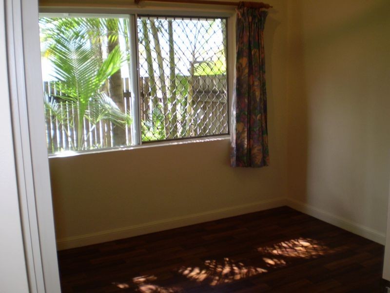 6, 203 Mayers Street, Cairns QLD 4870