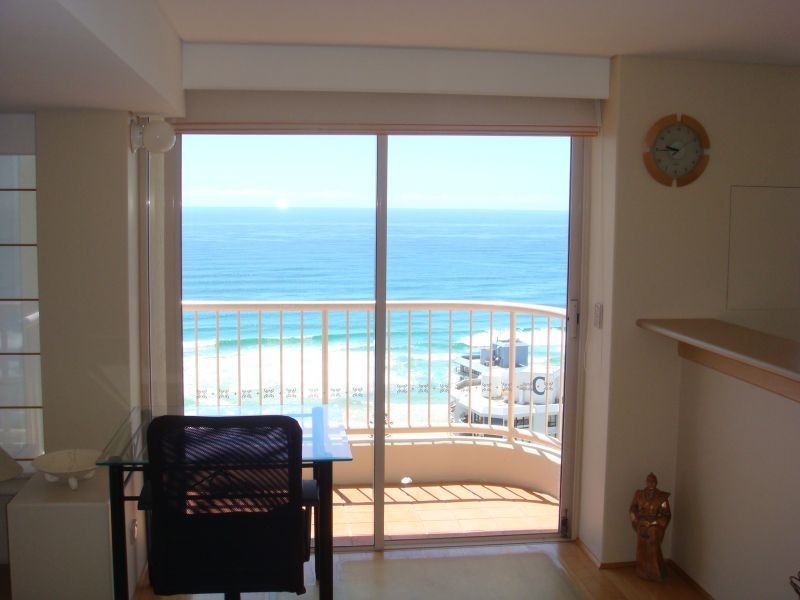 1 Peak Avenue, Main Beach QLD 4217