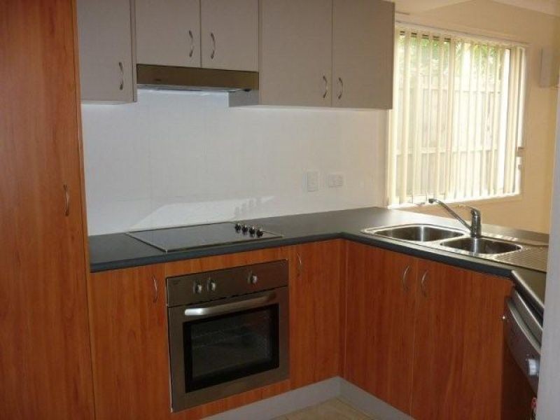 1, 7 Johnston Street, Carina QLD 4152