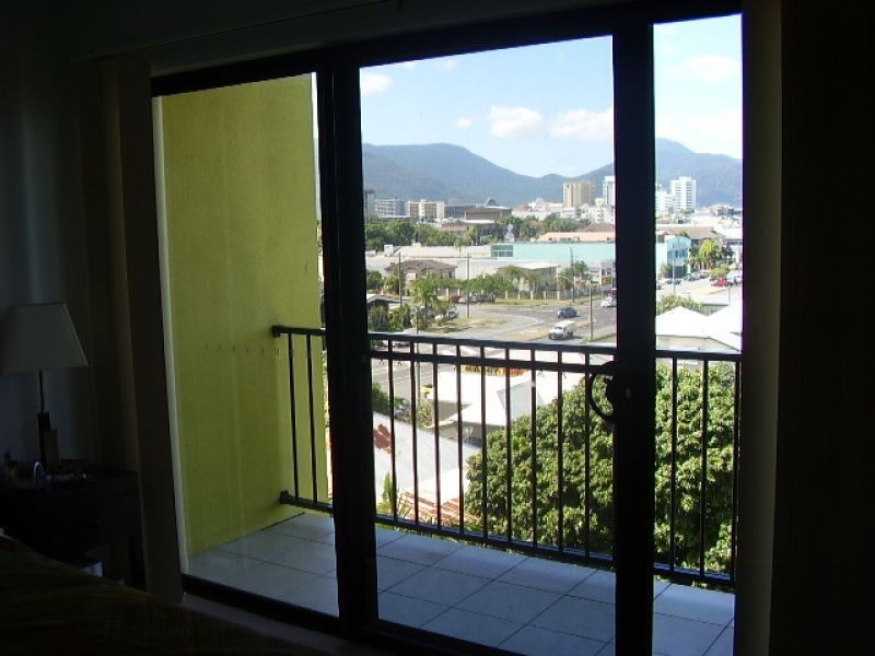 42, 95 McLeod Street, Cairns QLD 4870