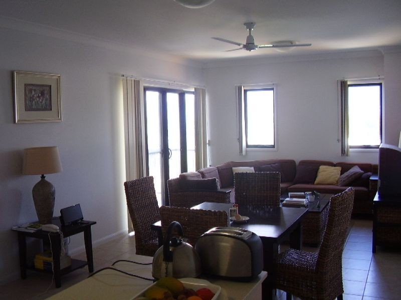 42, 95 McLeod Street, Cairns QLD 4870