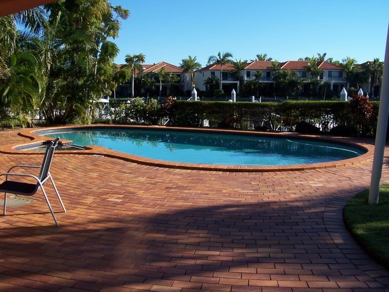 13, 41a Broadwater Street, Runaway Bay QLD 4216