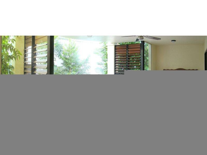 79 Spence Street, Cairns QLD 4870