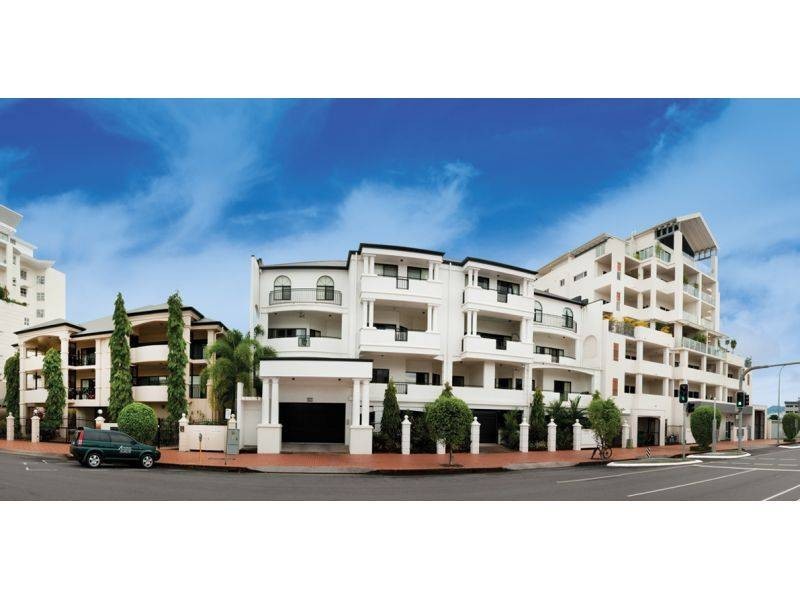 79 Spence Street, Cairns QLD 4870
