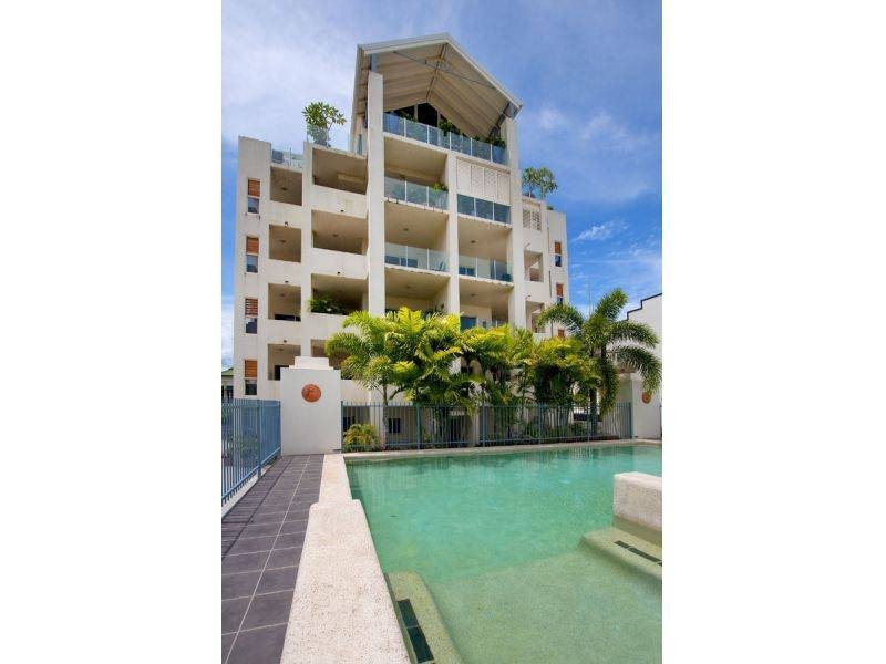 79 Spence Street, Cairns QLD 4870