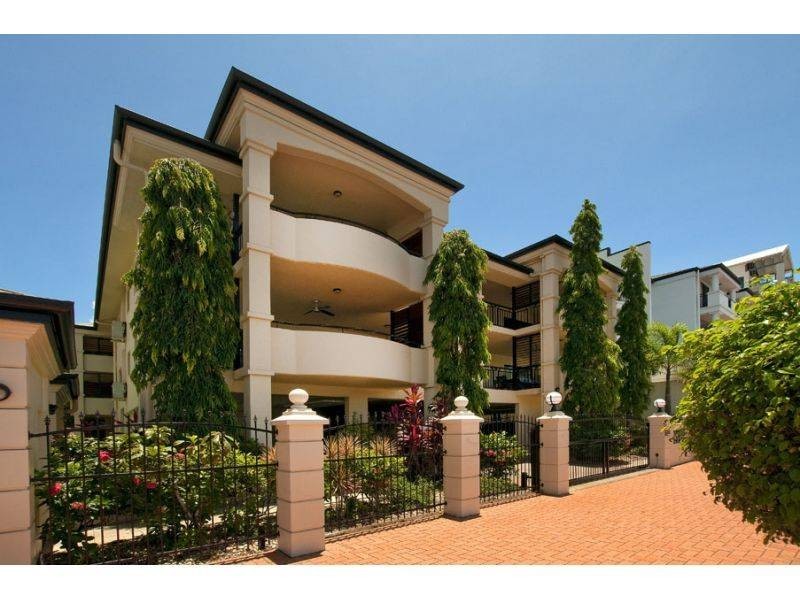 79 Spence Street, Cairns QLD 4870
