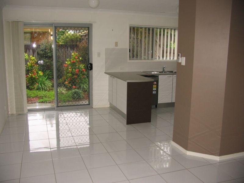 6, 38 Cooinda Street, Eastern Heights QLD 4305