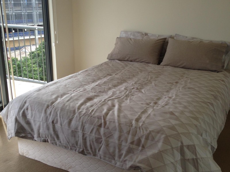 1065/18 Manning Street, Milton QLD 4064