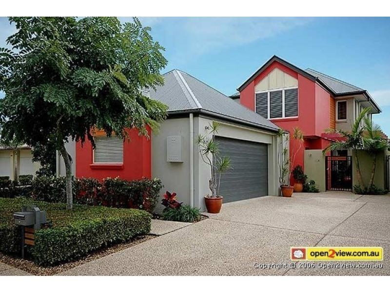 1 The Vistas Drive, Carrara QLD 4211