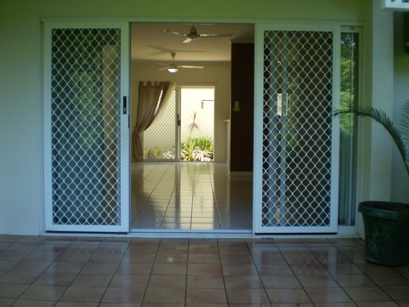 34, 203 Mayers Street, Cairns QLD 4870