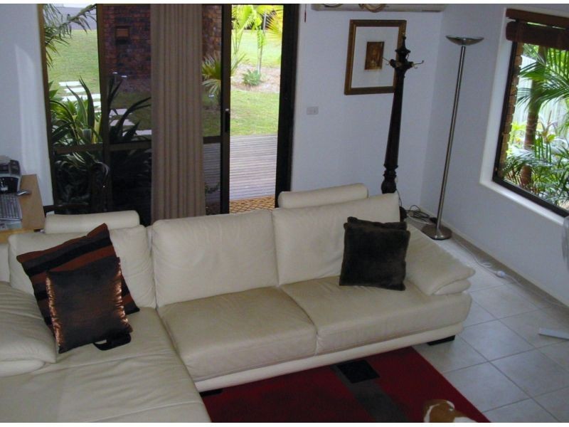 1, 37 Second Avenue, Coolum Beach QLD 4573