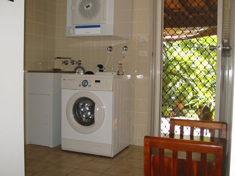 1, 37 Second Avenue, Coolum Beach QLD 4573