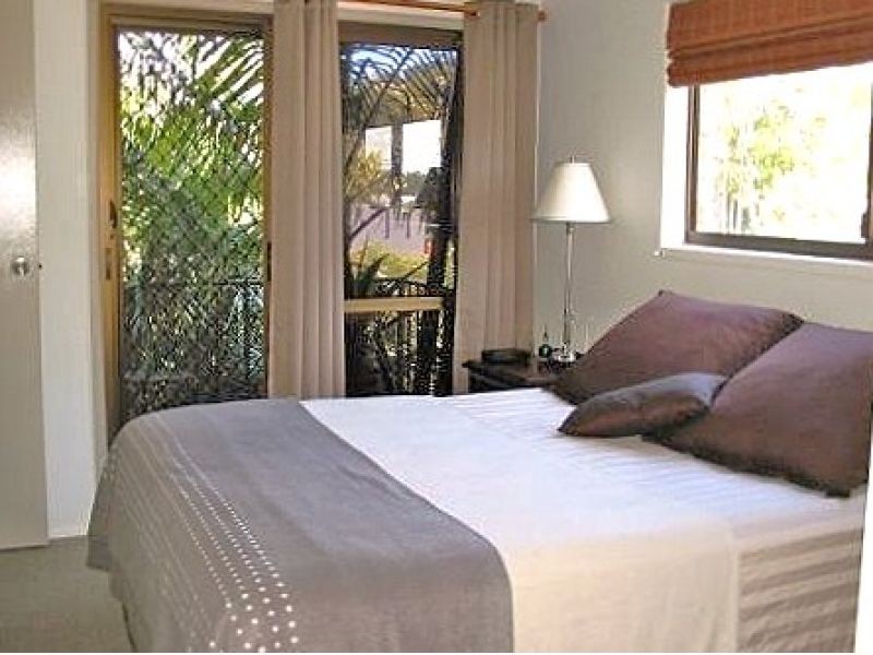 1, 37 Second Avenue, Coolum Beach QLD 4573