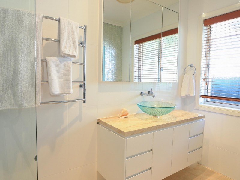 18 Mermaid Quay, Noosa Waters QLD 4566