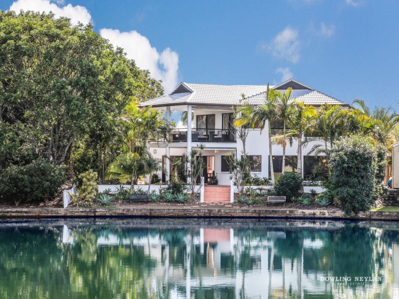 4 Masthead Quay, Noosa Waters QLD 4566