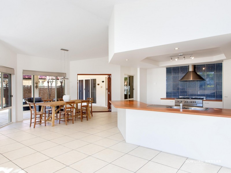 11 Starboard Avenue, Noosaville QLD 4566