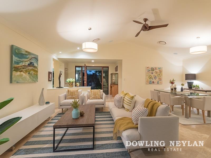 37 Shorehaven Drive, Noosa Waters QLD 4566