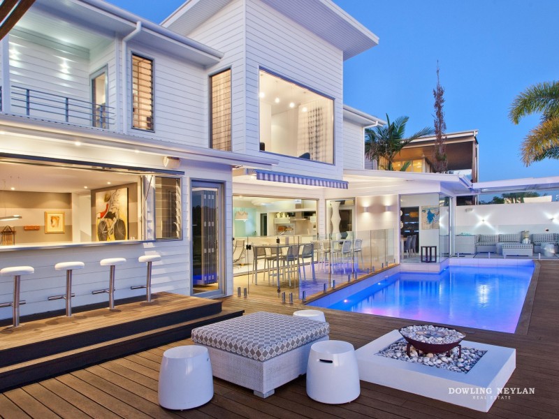 35 Dolphin Crescent, Noosaville QLD 4566