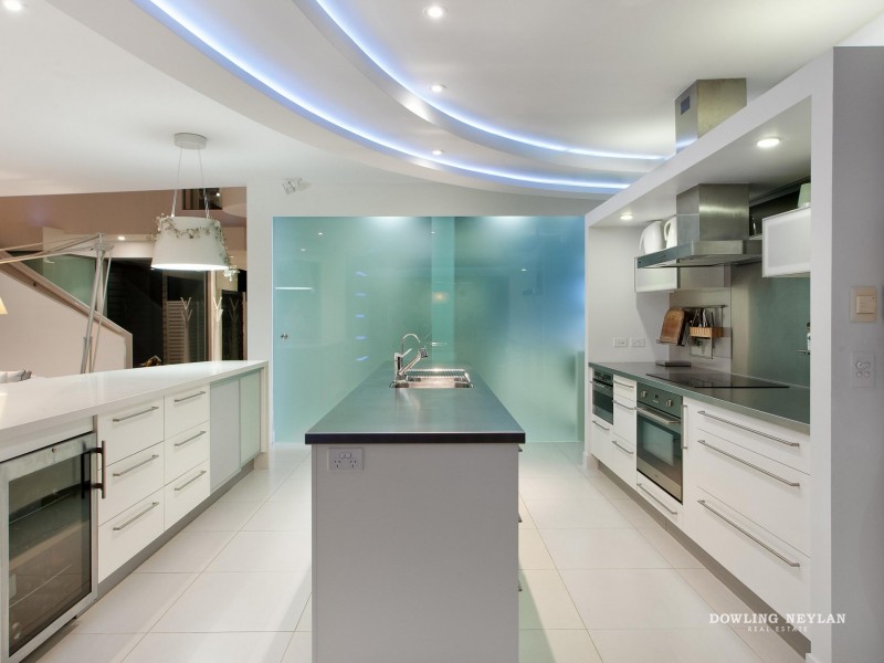 35 Dolphin Crescent, Noosaville QLD 4566