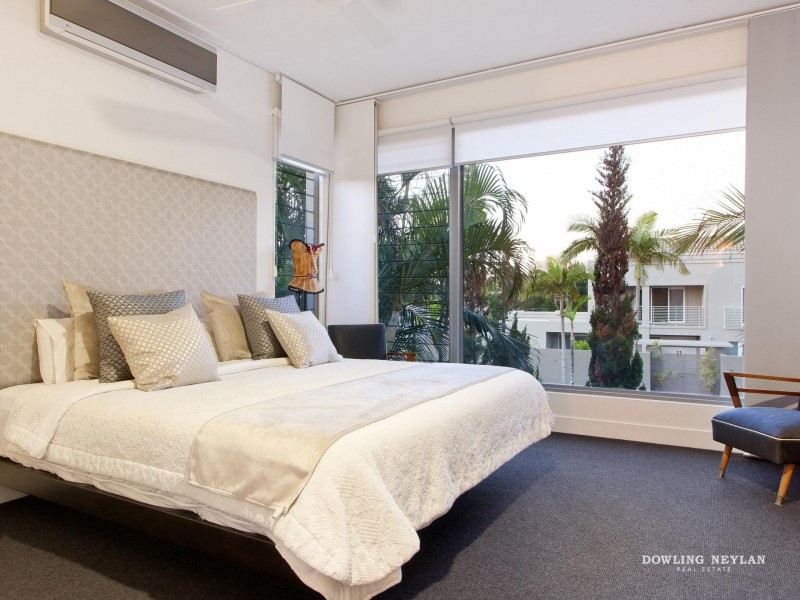 35 Dolphin Crescent, Noosaville QLD 4566