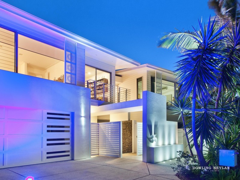 35 Dolphin Crescent, Noosaville QLD 4566