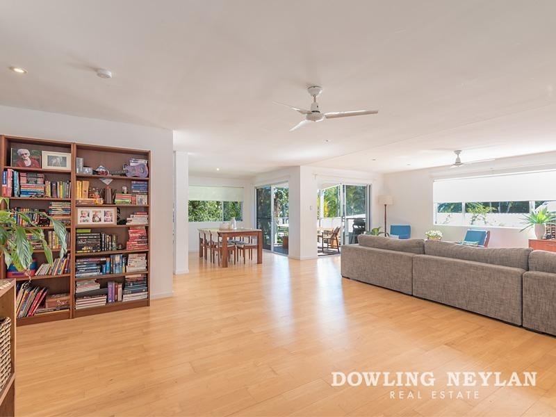 20 Leslie Drive, Noosa Heads QLD 4567