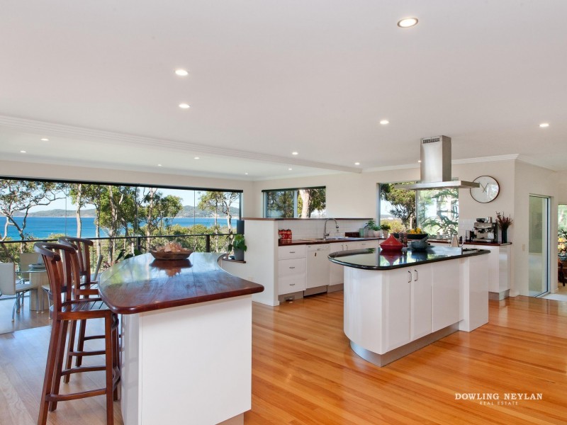 312 Teewah Beach Road, Noosa North Shore QLD 4565