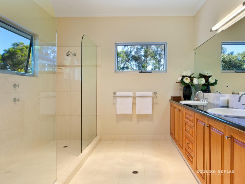 312 Teewah Beach Road, Noosa North Shore QLD 4565