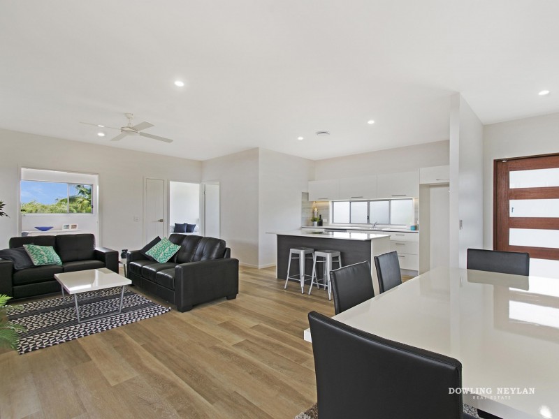 2/5 Kauri Street, Cooroy QLD 4563