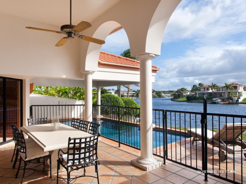 3 Waterside Crt, Noosa Waters QLD 4566