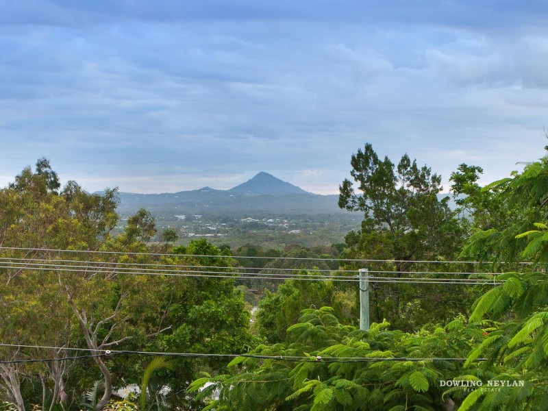 15 Nairana Rest, Noosa Heads QLD 4567