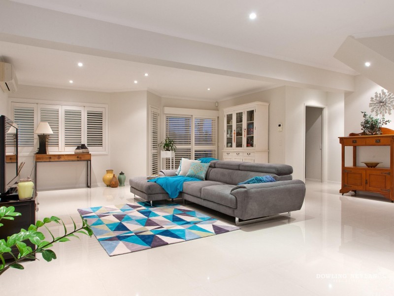 15 Nairana Rest, Noosa Heads QLD 4567