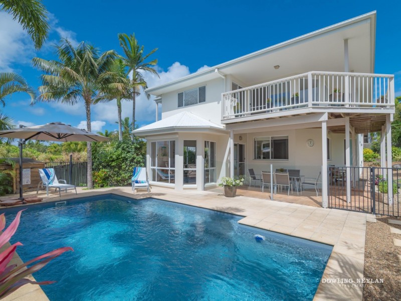 14 Tangmere Crt, Noosa Heads QLD 4567