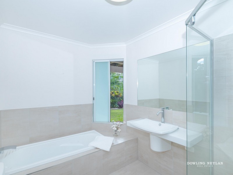 14 Tangmere Crt, Noosa Heads QLD 4567