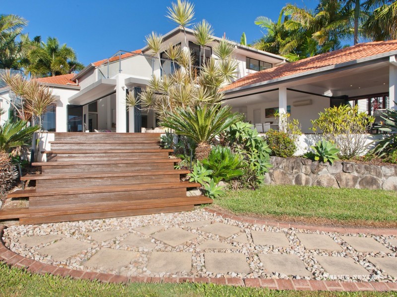 22 TOPSAILS Place, Noosa Waters QLD 4566