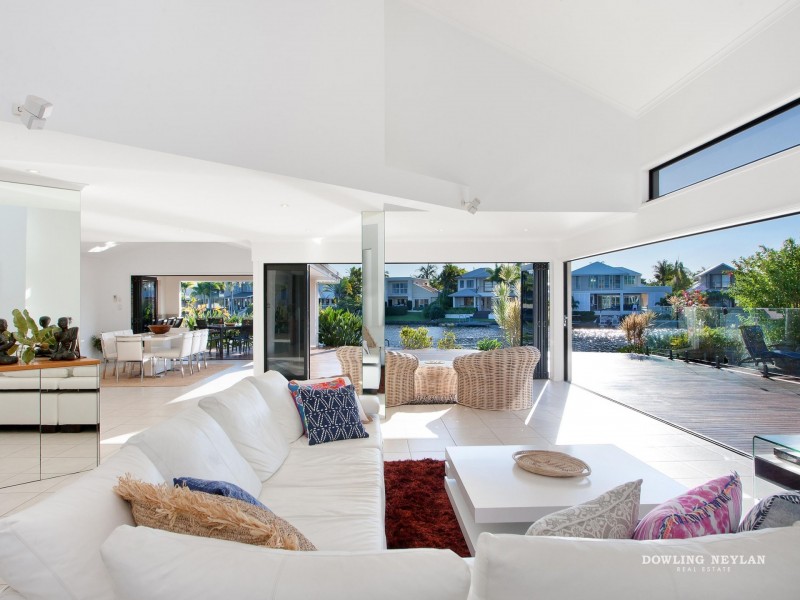 22 TOPSAILS Place, Noosa Waters QLD 4566