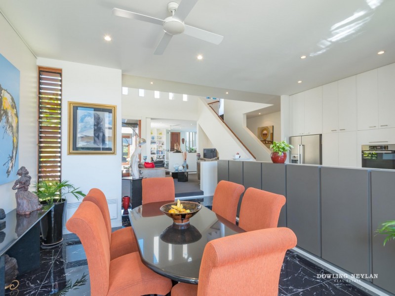 2 Topsails Place, Noosa Waters QLD 4566