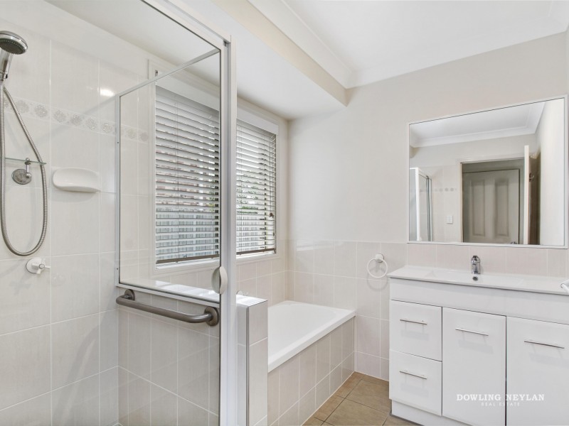 27 Ashgrove Drive, Cooroy QLD 4563