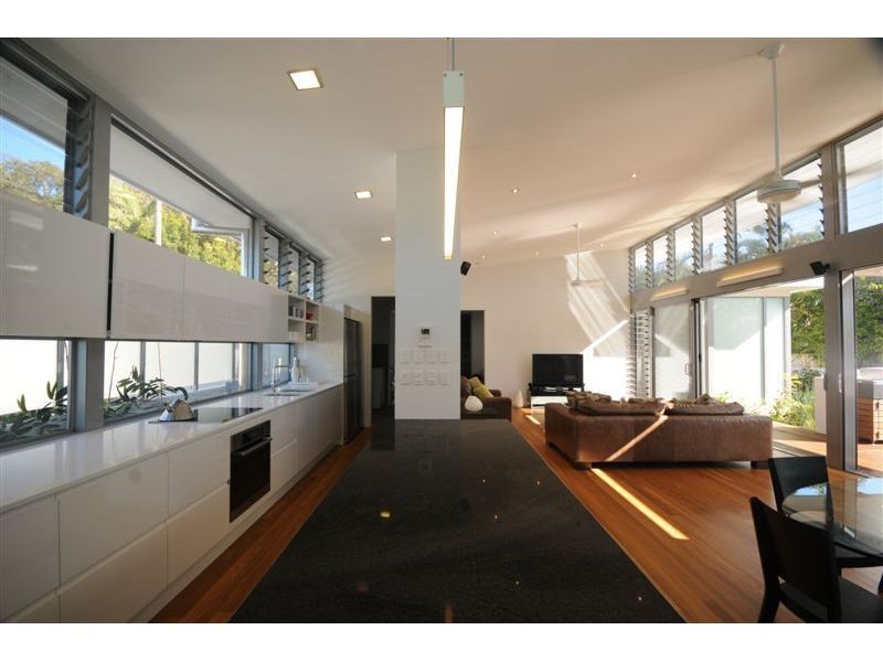 3 CLOUDSLEY Street, Noosaville QLD 4566