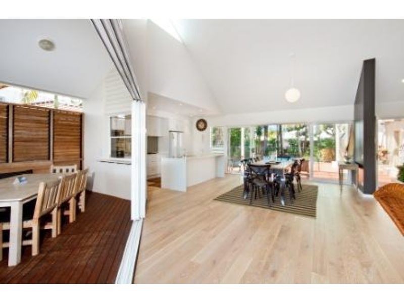 22 Cooran Court, Noosa Heads QLD 4567