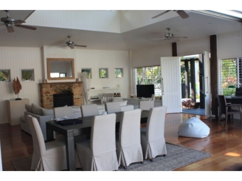13 HABITAT Place, Noosa Heads QLD 4567