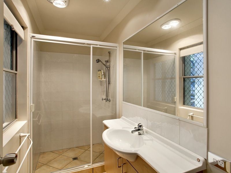 1, 29 Noosa Drive, Noosa Heads QLD 4567