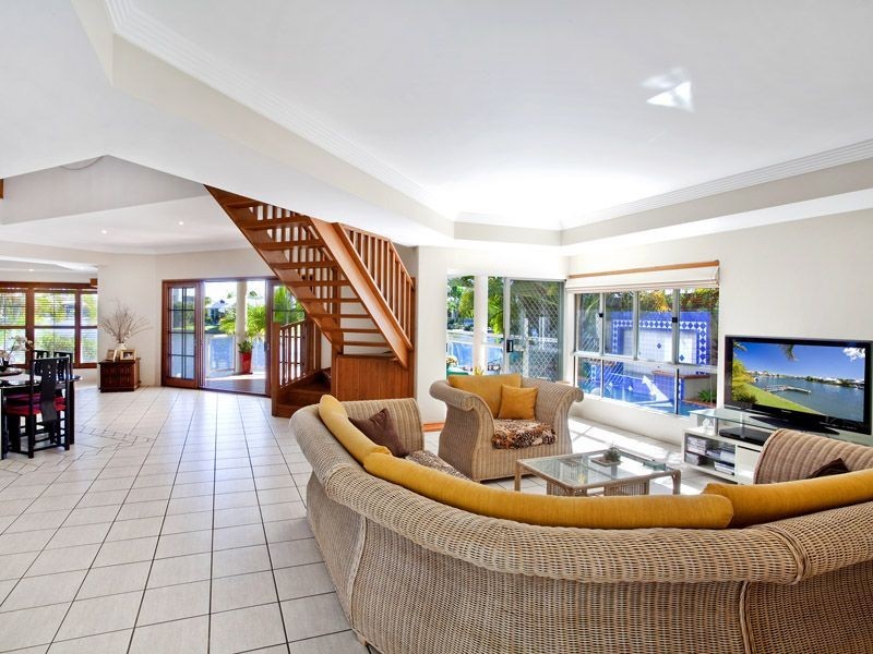 42 SALTWATER Avenue, Noosa Waters QLD 4566