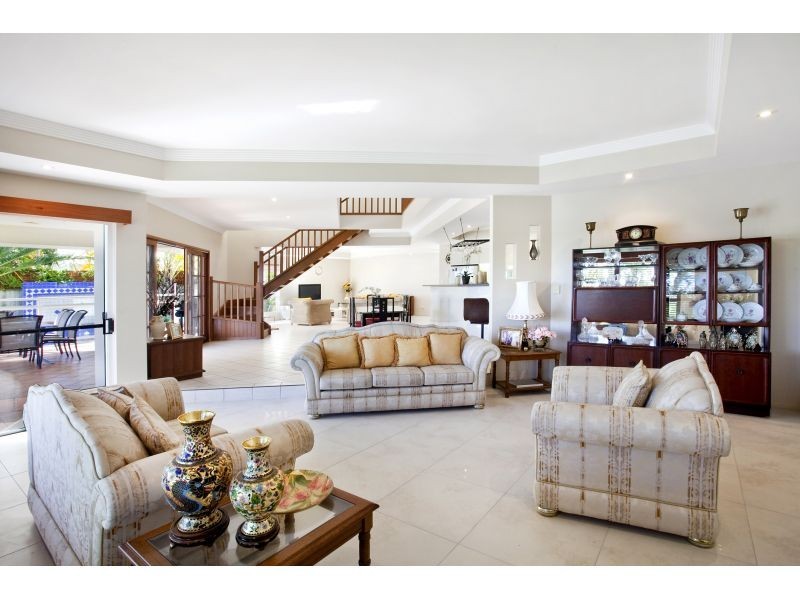 42 SALTWATER Avenue, Noosa Waters QLD 4566